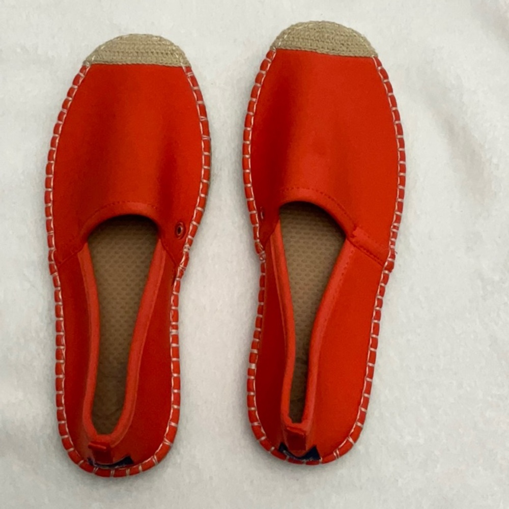 SEA STAR BEACH WEAR.